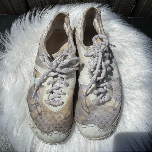 Nfinity Vengeance Cheer  Shoes women’s size 5.5 - Picture 2 of 9
